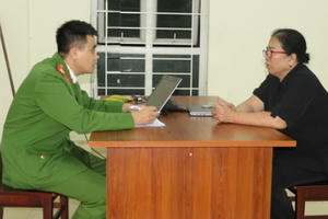 Phá đường dây đánh bạc hơn 200 tỷ đồng do 2 "nữ quái" cầm đầu