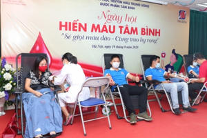 Sôi nổi Ngày hội Hiến máu Tâm Bình “Sẻ giọt máu đào - Cùng trao hy vọng”