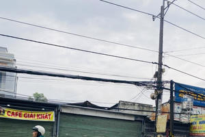 Đồng Nai: Mưa trắng đêm, nhà dân ngập sâu, giao thông tê liệt Đồng Nai: Mưa trắng đêm, nhà dân ngập sâu, giao thông tê liệt