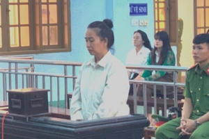 Gia Lai: Lừa đảo chiếm đoạt 10,3 tỷ đồng, bị tuyên phạt 17 năm tù Gia Lai: Lừa đảo chiếm đoạt 10,3 tỷ đồng, bị tuyên phạt 17 năm tù