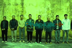 Vĩnh Phúc: Ăn cỗ mừng tân gia, 10 đối tượng bị bắt giữ khi say sưa bên chiếu bạc