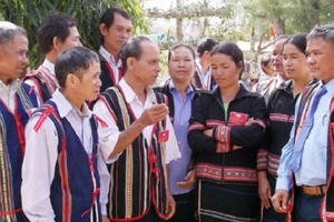 Phát triển đội ngũ cán bộ dân tộc thiểu số