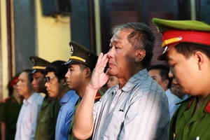 Chỉ có Tổng Bí thư, mới phanh phui được đại án 9.000 tỷ Chỉ có Tổng Bí thư, mới phanh phui được đại án 9.000 tỷ