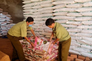 Gia Lai: Bày bán gần 1 tấn phân bón hết hạn sử dụng