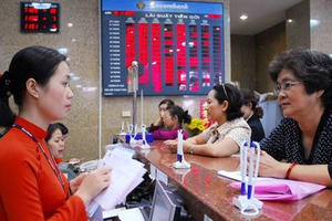 "Nóng" câu chuyện tái cơ cấu tại Sacombank