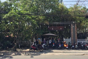 Nổ súng thanh toán băng nhóm ở quán cà phê Sài Gòn