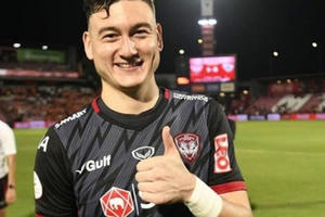 Văn Lâm đối diện với thử thách cực lớn ở Nhật Bản