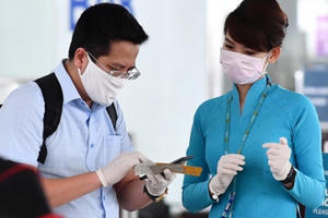 Tạm dừng khai báo y tế đối với người nhập cảnh từ 0h ngày 27/4