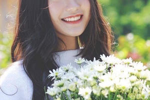 Nữ sinh dự Hoa hậu Việt Nam gây sốt vì xinh đẹp