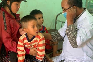 Bác sỹ của buôn làng