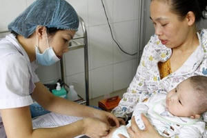 Dịch bệnh mùa xuân hè đang bùng phát, các mẹ nên chú ý điều này Dịch bệnh mùa xuân hè đang bùng phát, các mẹ nên chú ý điều này