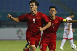 BLV Quang Huy: Ra nước ngoài thi đấu, cầu thủ Việt Nam cần thoát ám ảnh 'sốc văn hóa'