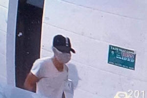 Trích xuất camera dọc quốc lộ 1A, truy hung thủ sát hại nữ nhân viên cửa hàng xăng dầu Trích xuất camera dọc quốc lộ 1A, truy hung thủ sát hại nữ nhân viên cửa hàng xăng dầu