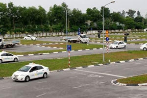 Nhiều thay đổi về học và thi giấy phép lái xe ô tô người dân cần biết Nhiều thay đổi về học và thi giấy phép lái xe ô tô người dân cần biết