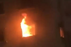 Video: Hỏa hoạn bùng phát trong căn hộ tòa chung cư khu đô thị Ciputra