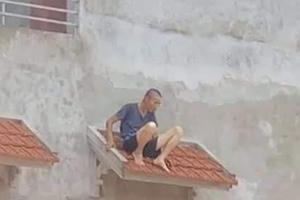 Án mạng kinh hoàng, ông ngoại sát hại cháu ruột 6 tuổi rồi tự tử nhưng bất thành