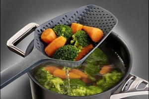 Nấu ăn theo cách này, thực phẩm mất sạch dinh dưỡng mà không biết