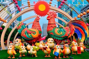 Ngắm đường hoa Nguyễn Huệ trước giờ khai hội