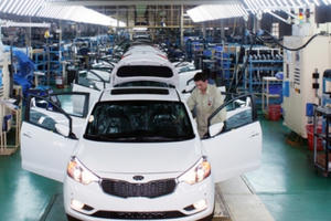 Không đổi cách tính thuế, đừng mơ ô tô giảm giá mạnh