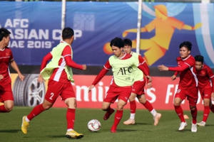 Cảm phục tinh thần các 'chiến binh' Việt Nam trước trận gặp Iran