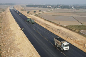 Đề xuất phương án thu phí 13 tuyến cao tốc Nhà nước đầu tư