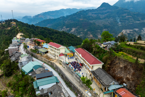 Bộ Chính trị thống nhất chủ trương xây dựng trường học liên cấp tại 248 xã biên giới