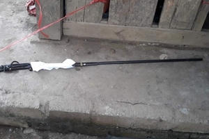 Lai Châu: Chồng nhẫn tâm sát hại vợ đang mang thai bằng súng kíp