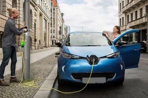 Đường phố châu Âu sẽ không còn xe chạy xăng từ 2035?