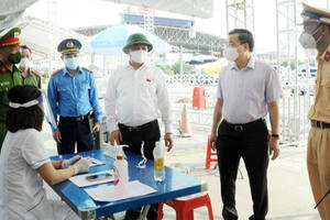 Bí thư Thành ủy Hà Nội: “Không đặt TP vào tình thế mất kiểm soát”