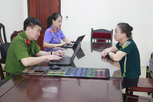 Chặn đứng đường dây buôn bán kem đánh răng, dầu gội, nước xả giả mạo các nhãn hiệu