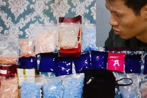 Bộ Y tế chỉ đạo nóng vụ bệnh nhân lập "động bay" ngay trong Bệnh viện Tâm thần Trung ương I Bộ Y tế chỉ đạo nóng vụ bệnh nhân lập "động bay" ngay trong Bệnh viện Tâm thần Trung ương I