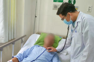 Bệnh nhân đột quỵ do vỡ túi phình động mạch được can thiệp kịp thời cứu sống