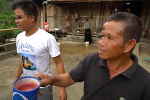 Hiểm họa sức khỏe từ trào lưu "ăn tươi nuốt sống" bủa vây mạng xã hội