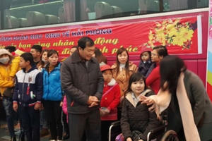 Tết ấm áp nghĩa tình