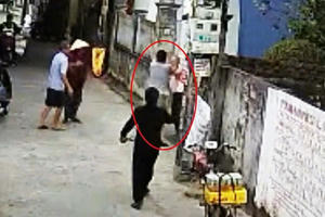 Khởi tố đối tượng hành hung cụ ông thương binh 82 tuổi phải nhập viện cấp cứu