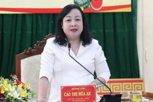 Cán bộ lãnh đạo xin nghỉ, trao cơ hội cho người trẻ cống hiến