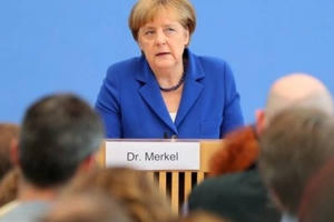 Bà Merkel giữ nguyên chính sách nhập cư sau hàng loạt vụ tấn công khủng bố