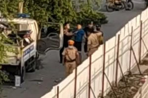 Xác minh clip cảnh sát giao thông túm tóc, đấm túi bụi nhóm thanh niên