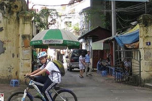 Lật lại câu chuyện 'đất vàng' hãng phim truyện Việt Nam bị 'thâu tóm'!