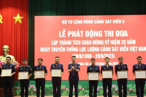 Phát động thi đua chào mừng kỷ niệm 25 năm ngày truyền thống lực lượng Cảnh sát biển Việt Nam