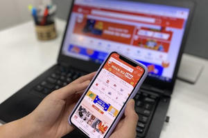 Sàn thương mại điện tử dựa vào đâu để kiểm soát thông tin của người bán hàng?