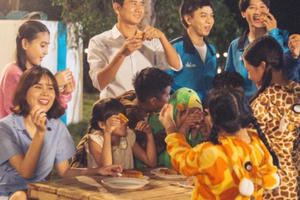 Quang Anh, Nhã Thy, Nhật Minh cùng rủ nhau "Rước đèn tháng tám" cực "lầy" nhân dịp Trung Thu Quang Anh, Nhã Thy, Nhật Minh cùng rủ nhau "Rước đèn tháng tám" cực "lầy" nhân dịp Trung Thu