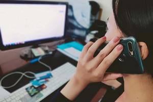 Tài khoản "bốc hơi" gần 1 tỷ đồng sau cuộc điện thoại của "Công an rởm"