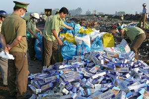Kiên quyết không cho phép có “vùng cấm” trong phòng, chống buôn lậu