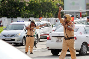 Tổ công tác đặc biệt túc trực 'giải cứu' kẹt xe ở Tân Sơn Nhất