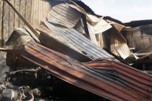 TP HCM: Dãy nhà trọ bị lửa thiêu rụi sau tiếng nổ lớn