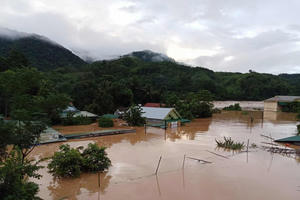 Thủy điện Bản Vẽ tăng lưu lượng xả kỷ lục, UBND tỉnh Nghệ An ra thông báo khẩn trong đêm
