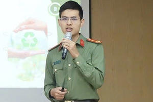 Trung úy Công an “biến” rác hữu cơ thành tài nguyên hữu ích Trung úy Công an “biến” rác hữu cơ thành tài nguyên hữu ích