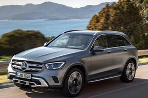 Mercedes-Benz Việt Nam triệu hồi loạt xe GLC do lỗi cảm biến va chạm