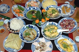 Mâm cơm chiều 30 Tết